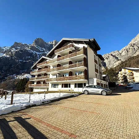 Apollo 50 Apartman *